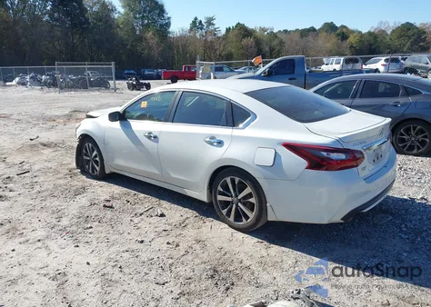 2017 Nissan Altima 2.5 Sr из США, поврежденный, VIN 1N4AL3APXHN350734